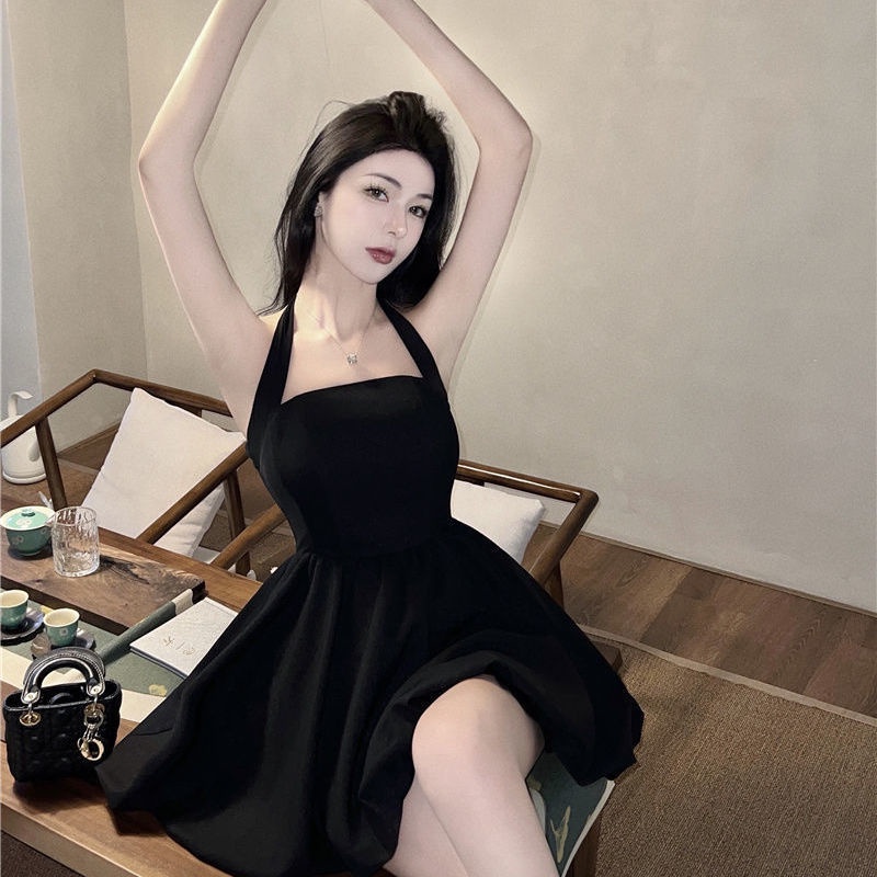 Đầm Hai Dây Dáng Chữ A Màu Đen Thời Trang 2022 Amoi Quyến Rũ Cho Nữ