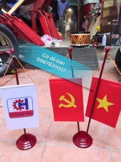 Cờ để bàn đảng tổ quốc
