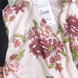 VÁY XOÈ PHỐI REN