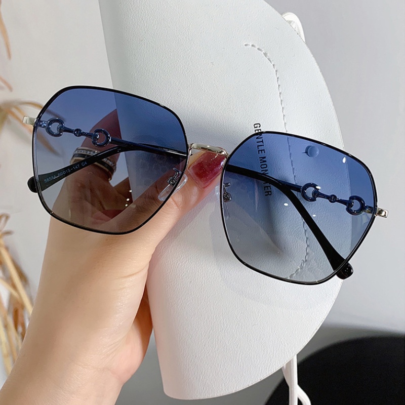 Kính Mát Gọng Kim Loại Tròng Màu Gradient Chống Tia UV400 Thời Trang Cá Tính Cho Nữ