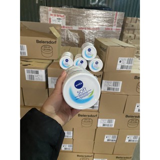 Kem dưỡng da Nivea Soft Đức 200ml