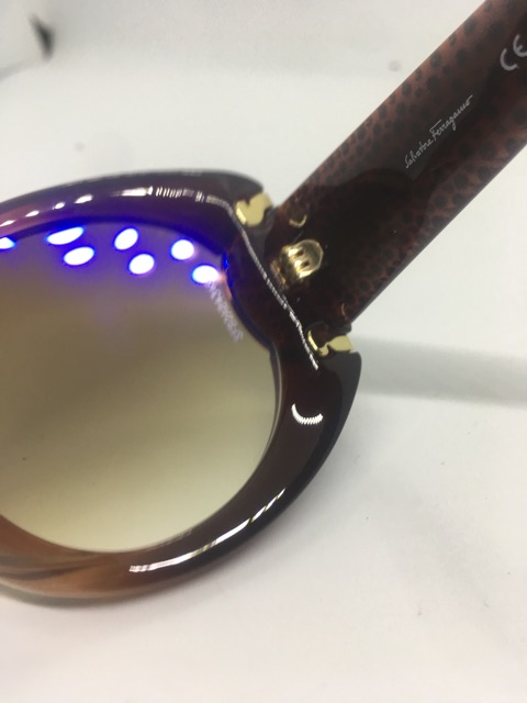 Kính hiệu | BigBuy360 - bigbuy360.vn