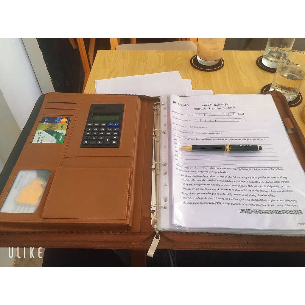 Cặp xách dành cho nhân viên kinh doanh | BigBuy360 - bigbuy360.vn
