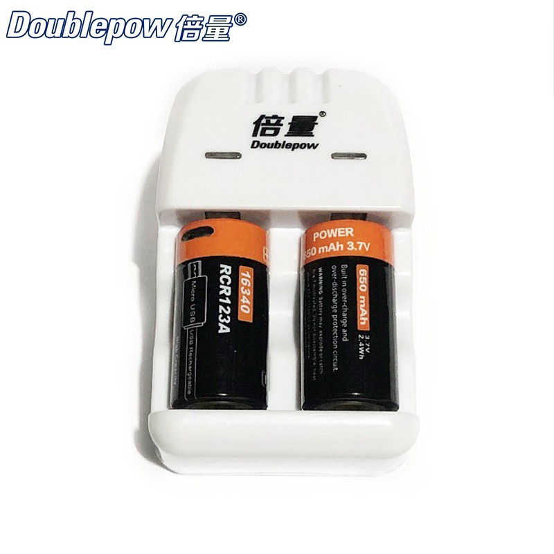 Bộ Sạc Pin Doublepow DP-K06 Kèm 02 Pin Sạc DP-CR123A 650mAh Cao Cấp