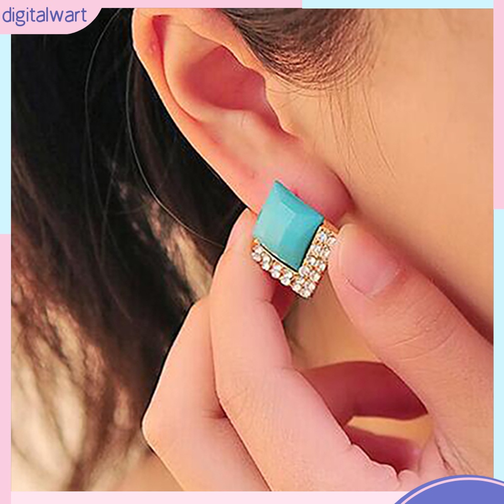 Dg✌❤ 1 Đôi Bông Tai Hình Vuông Lấp Lánh Duyên Dáng Dành Cho Nam Và Nữ