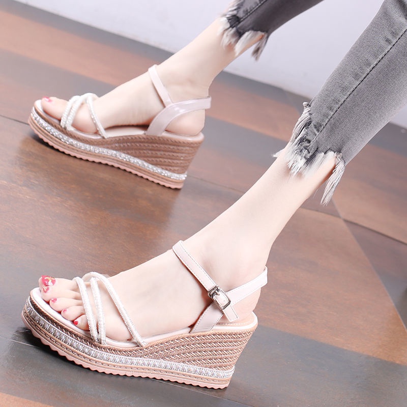 Dép Xuồng 。 Xăng đan Cao Gót Đế Dày Hở Ngón Đính Đá Chống Thấm Nước Thời Trang Mùa Hè Hàn Quốc Hàng Mới Dành Cho Bạn Nữ 2022