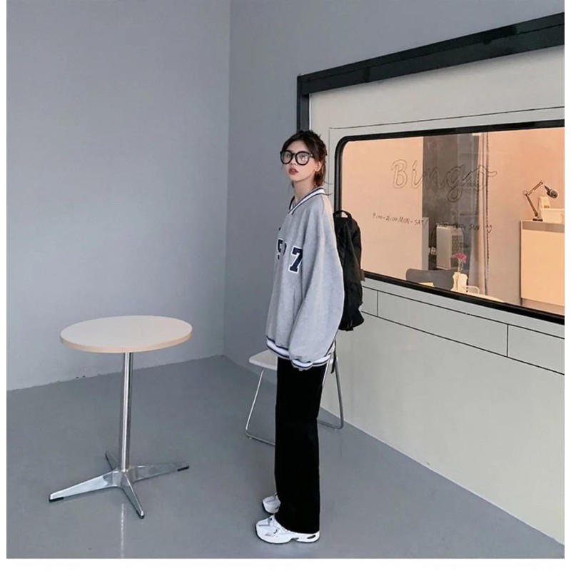 Quần nhung tăm ống suông phong cách Hàn Quốc | BigBuy360 - bigbuy360.vn