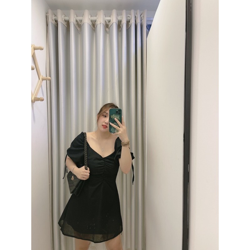 ĐẦM NHÚN NGỰC TAY PHỒNG PVN106