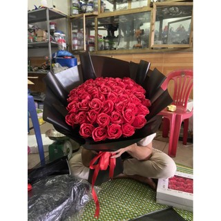 bó 50 bông hoa sáp màu đỏ