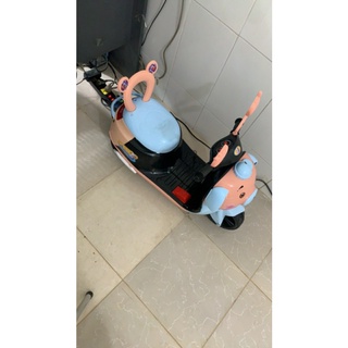 XE MÁY ĐIỆN CHO BÉ HÌNH HEO / kitty