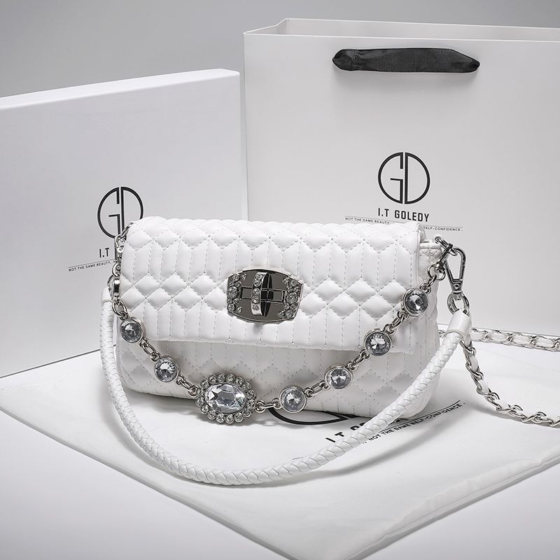 Túi Xách Hàng Hiệu Cao Cấp I.T GDLEDY HONGKONG hàng chính hãng da thật, đính đá,mẫu hót 2020