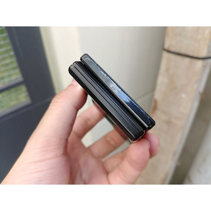 Điện thoại Fujitsu F-01C màu đen