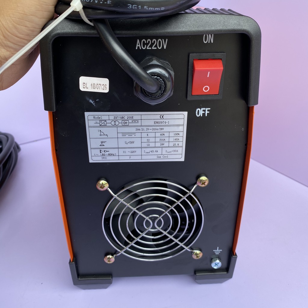 [CHÍNH HÃNG] Máy hàn điện tử Binli ZX7-200E bảo hành 6 tháng tặng kèm 1 bó que hàn