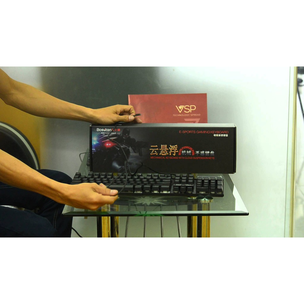 Bàn phím chính hãng Bosston đèn Led 7 màu giả cơ + tấm lót chuột xịn