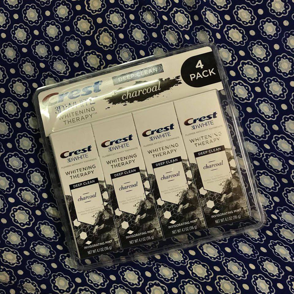 Kem đánh răng crest than hoạt tính Crest