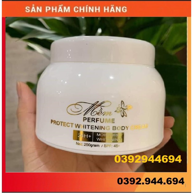 Kem body Mềm nước hoa hãng Acosmetic 2020 | BigBuy360 - bigbuy360.vn