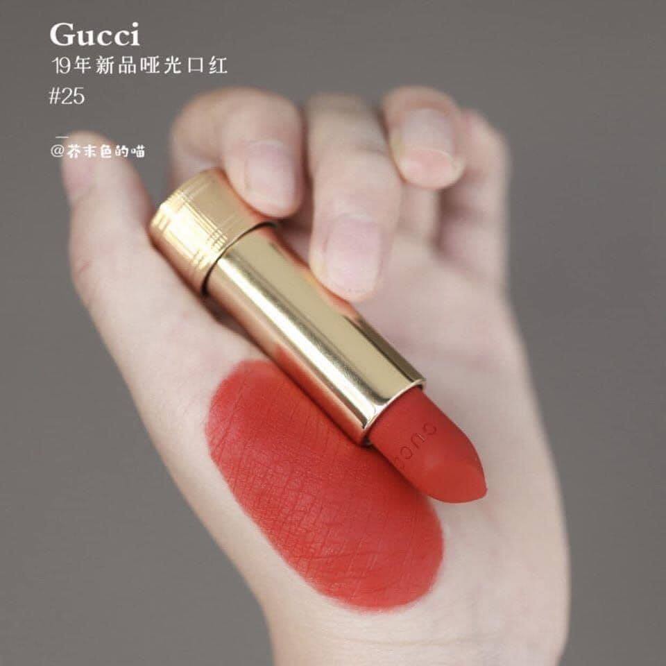 son Gucci Matte màu 25 GOLDIE RED