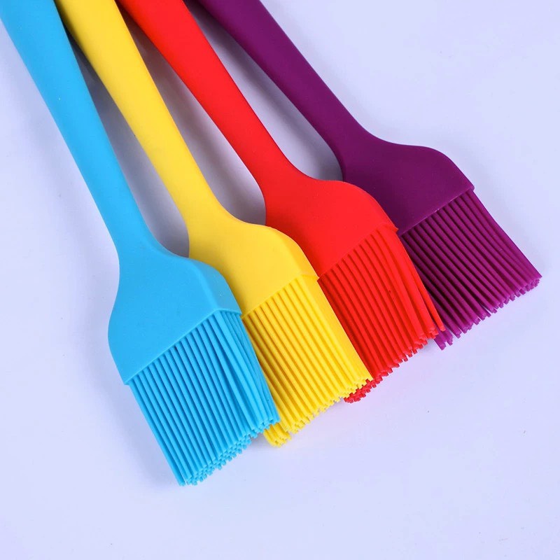 Chổi quét dầu làm bánh, cọ phết mỡ silicon cán đúc nguyên khối 21cm Bunakids AD26