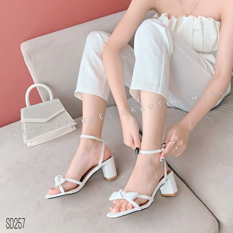 sandal bigsize dây quai chéo nơ (40-45)