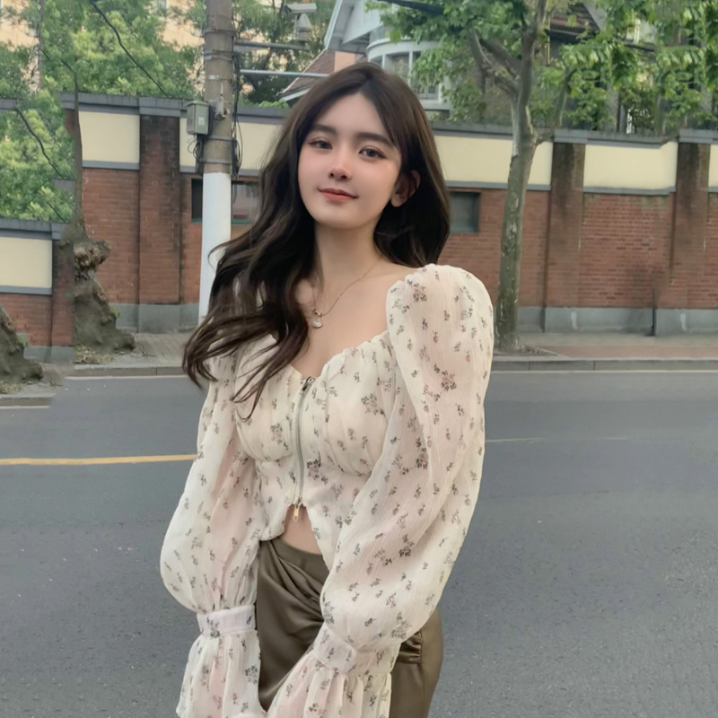 Áo voan hoa 2021+bộ váy làm đẹp.