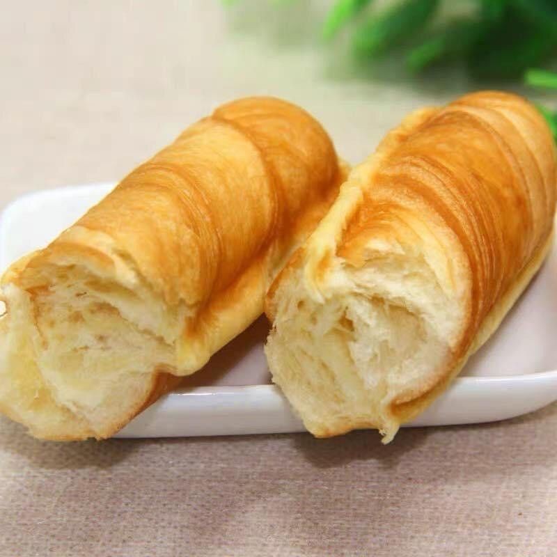 Bánh mì que bơ sữa ngàn lớp Đài Loan 1 cái