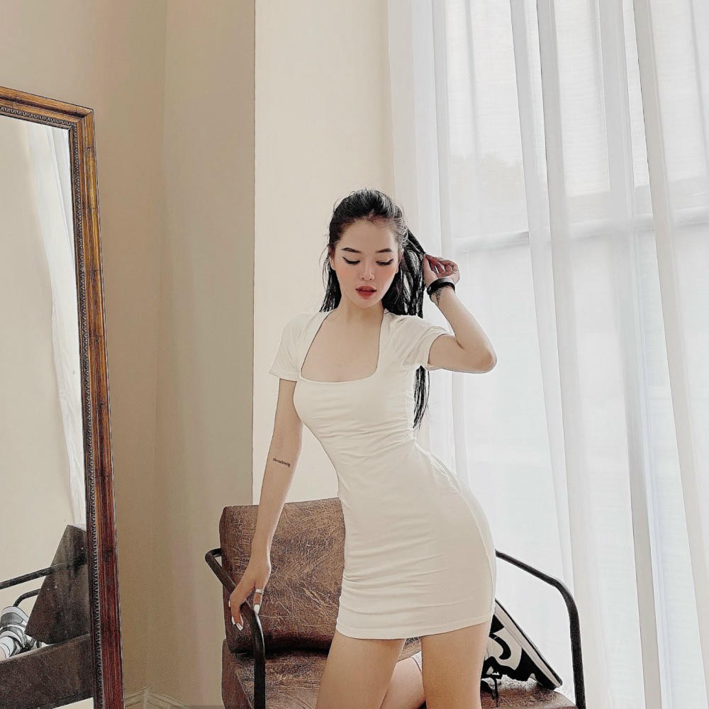 Váy body cổ vuông tôn dáng mix sneaker siêu đỉnh | Meimei Studio