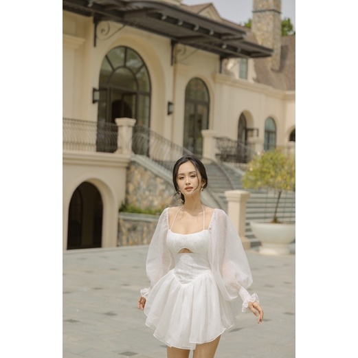 Đầm trắng Lilou