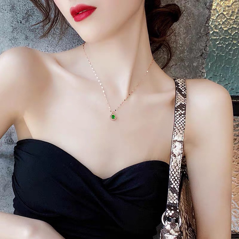 Dây Chuyền Bằng Thép Titan Mặt Tròn Đính Đá Tinh Tế Thời Trang