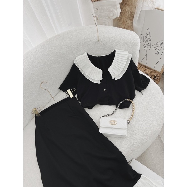 SET ÁO CROPTOP ĐEN CỔ SEN TRẮNG + CHÂN VÁY MIDI ĐEN BÈO