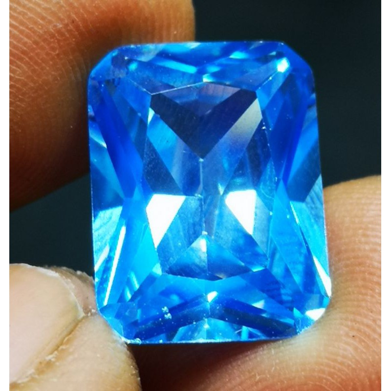 Đá Topaz Jumbo Màu Xanh Dương