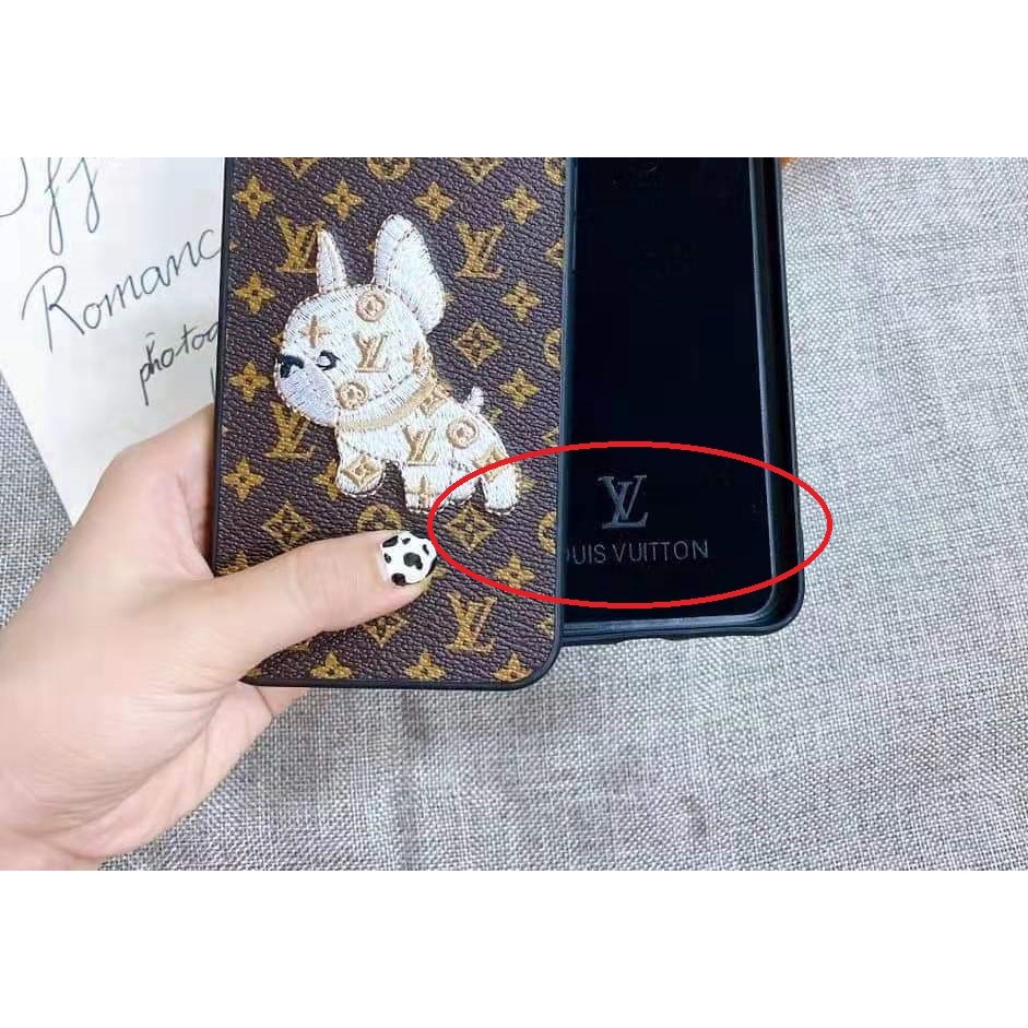 Ốp fullbox LV chó Bull cho iPhone 13promax,13,13pro,12promax,12,12pro,11promax,11,11pro,xsmax,x,xs.....