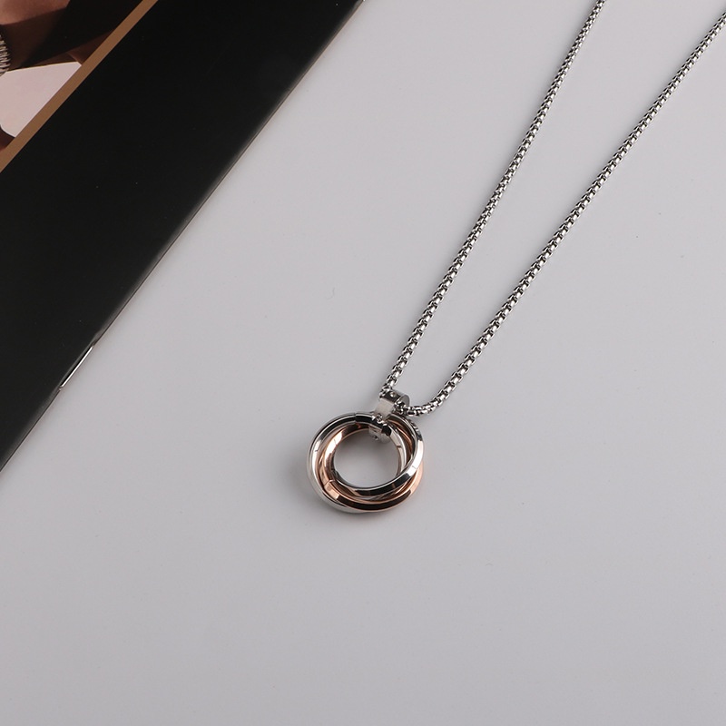 Simple Men's and Women's Triple Ring Necklace, Hip-hop Couple Pendant, Sweater Accessories, Tailored Sweater Necklaces