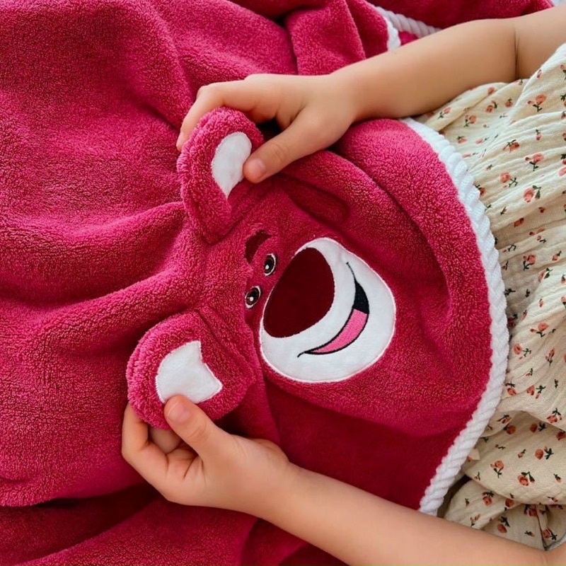 Sét khăn mặt và khăn tắm gấu dâu tây to rộng chất cotton mềm thấm nước