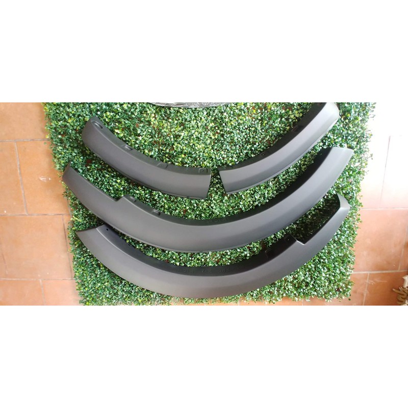 Ốp cua lốp nhỏ xe Mazda BT50 2012-2019