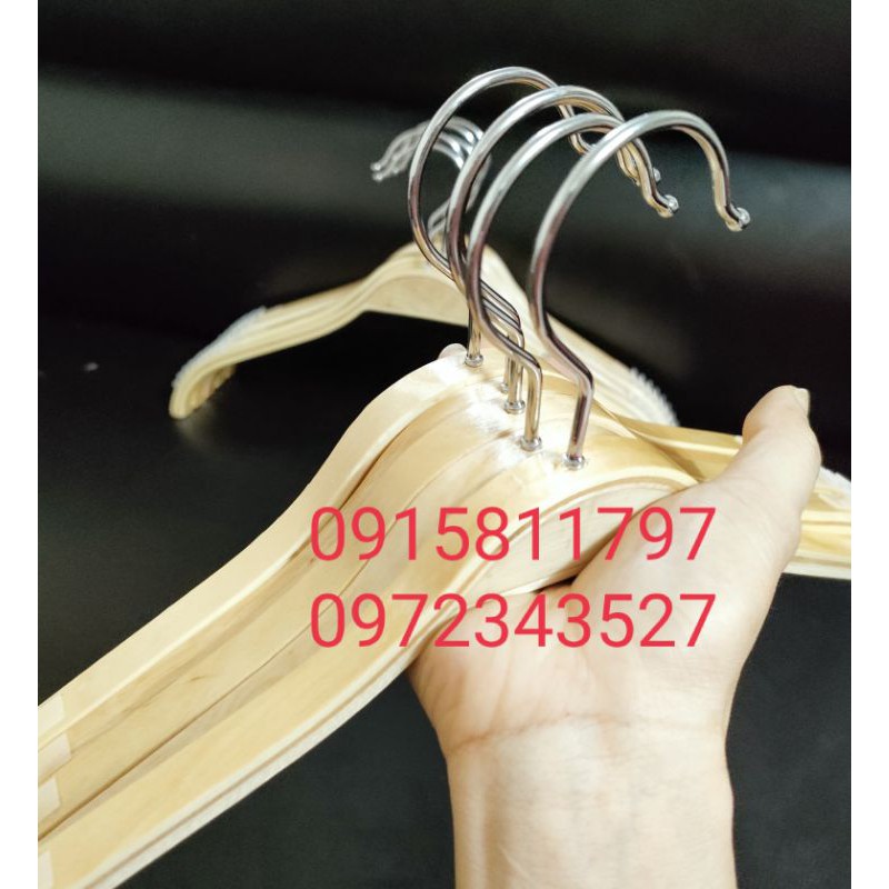 Móc treo quần áo - móc gỗ tre LOẠI 1,đệm vai cao cấp bằng silicon chống trơn tuột,kích thước 38cm,đầu móc xoay 360 độ