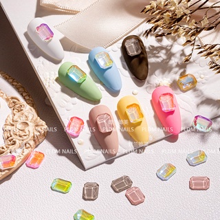 Đá khối chân bằng màu neon