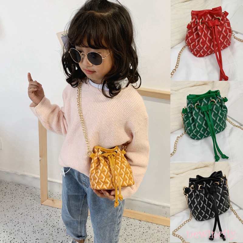 Túi đeo chéo họa tiết xinh xắn dành cho bé gái