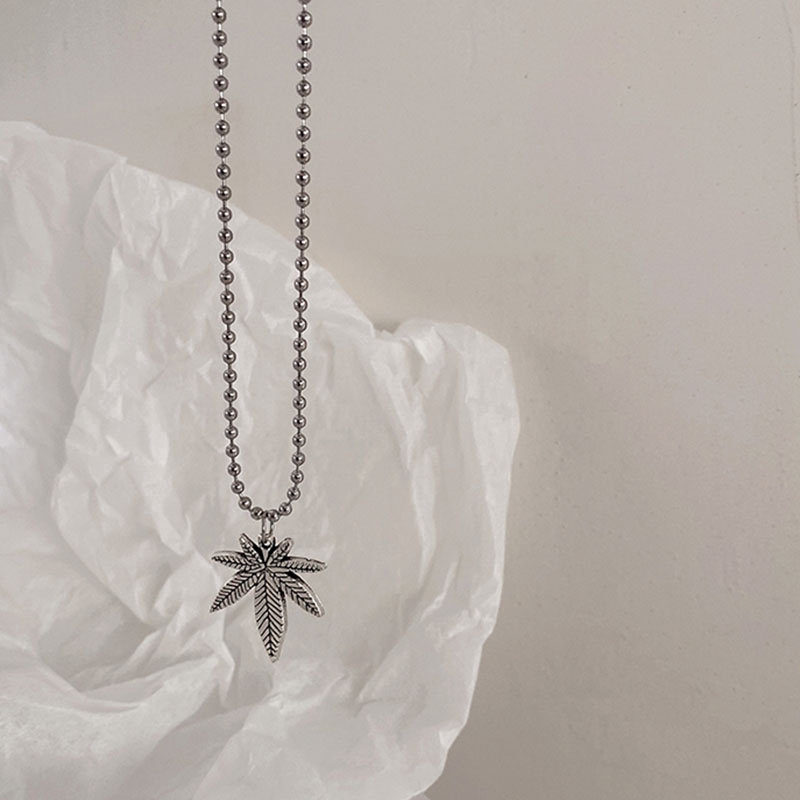 Vòng cổ bạc hình lá phong cá tính cho nam và nữ | BigBuy360 - bigbuy360.vn