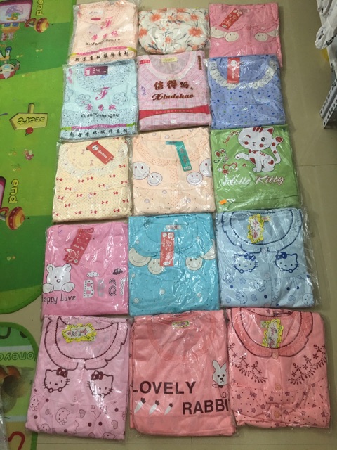 Quần áo sau sinh cho mẹ