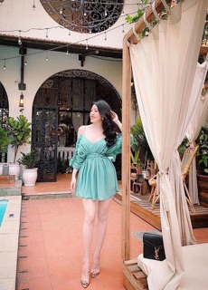 Đầm rớt vai