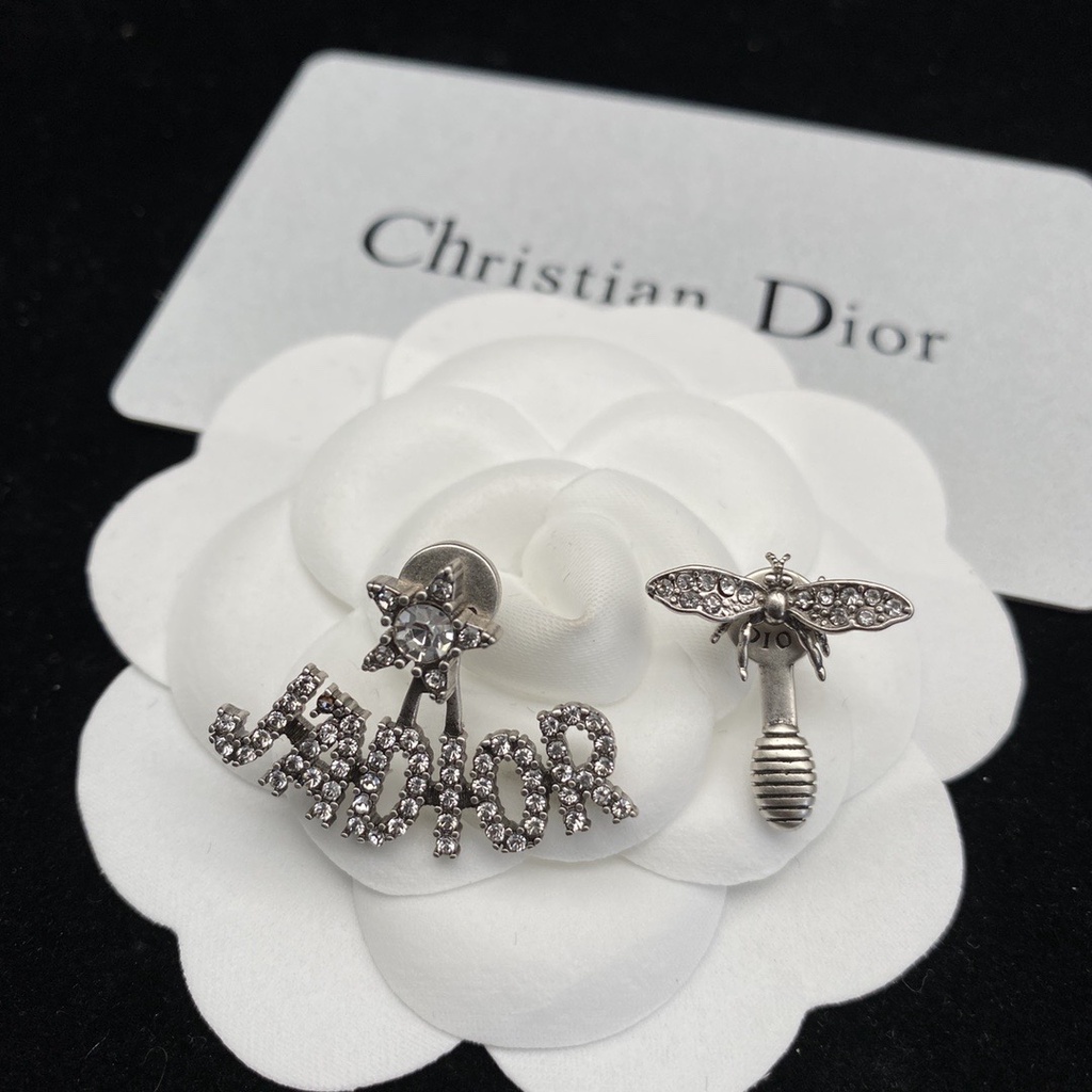 Khuyên Tai Đính Đá Họa Tiết Chữ Dior Thời Trang Thanh Lịch