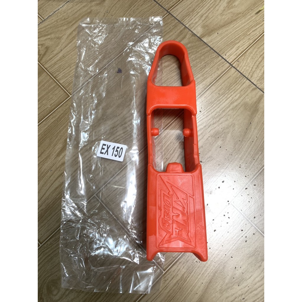 Cao su gấp xe exciter 150 và exciter 155 gắn như zin màu đỏ