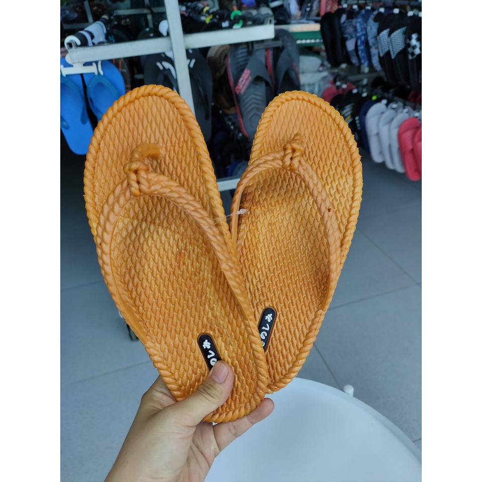 Dép Đúc Xỏ Ngón Nữ Cao 2 Phân Siêu Bền và Êm Chân