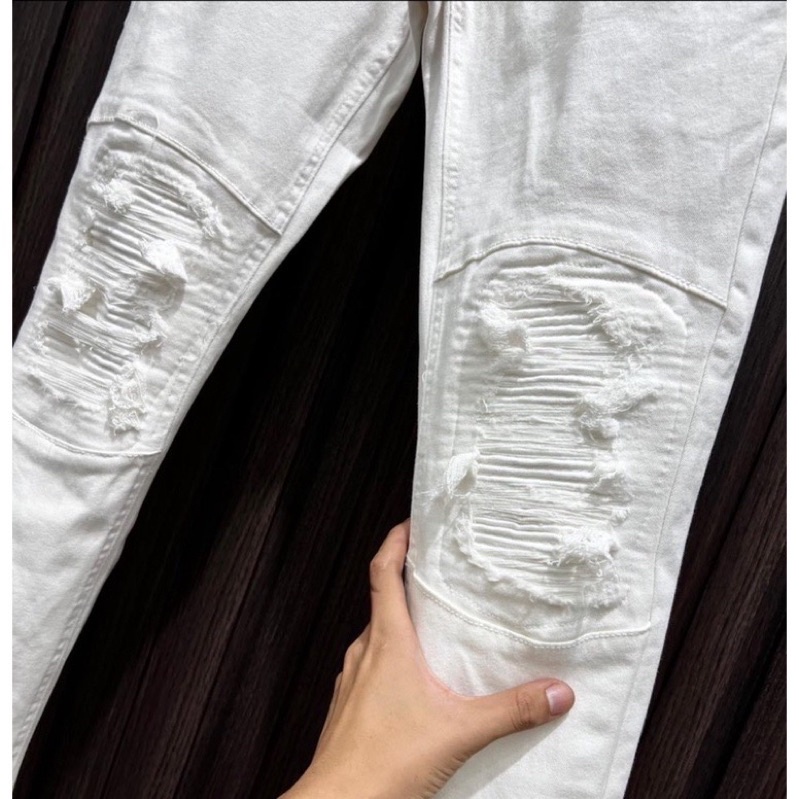 Quần jean amiri trắng vá vải nhăn 2022✅