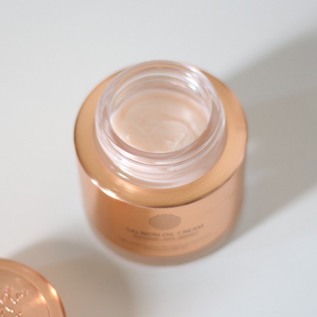 Kem Dưỡng Ẩm, Làm Trắng Da, Chống Lão Hóa Từ Dầu Và Trứng Cá Hồi CRE8SKIN Salmon Oil Cream 80g