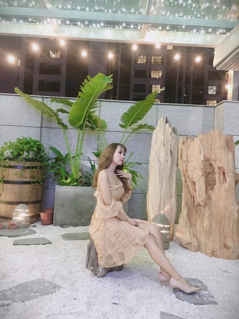 ORDER🖤Đầm Xoè gợn sóng bồng bềnh tiểu thư dạo phố xinh xắn-Đầm ulzzang trễ vai công chúa vintage retro quyến rũ | BigBuy360 - bigbuy360.vn