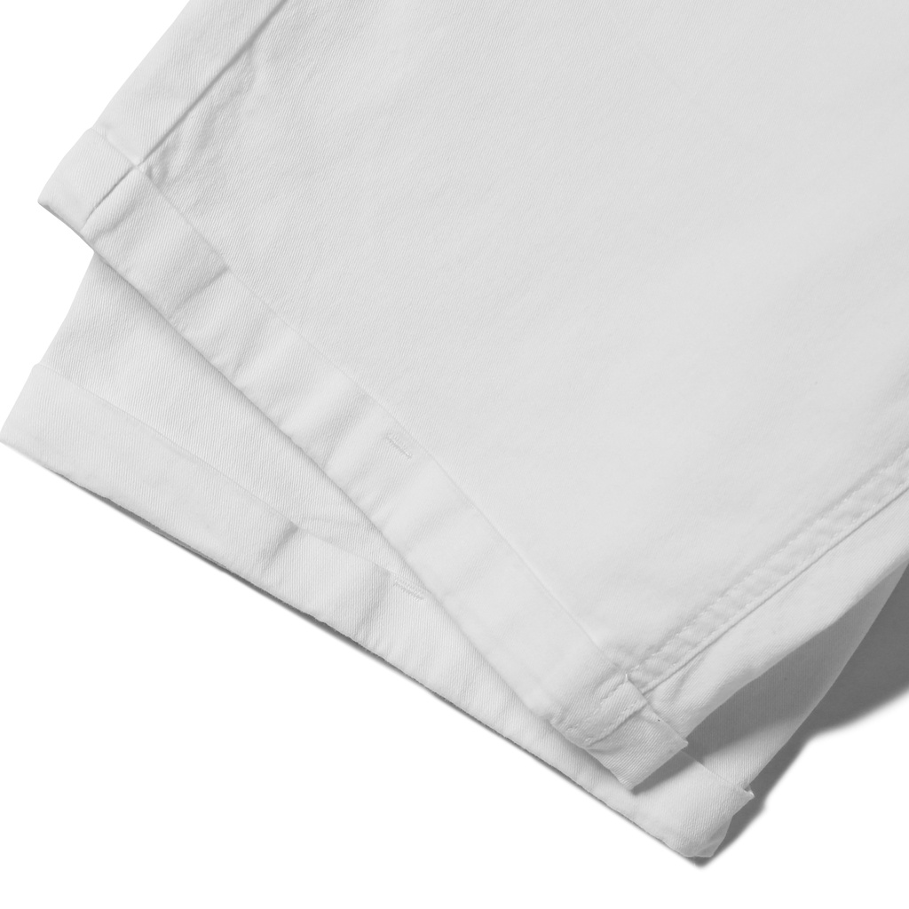 Quần Short Nam Ceffylo Màu Trắng Chất Liệu Thoáng Mát Thoải Mái Thời Trang Nam Năng Động Thể Thao Hiện Đại