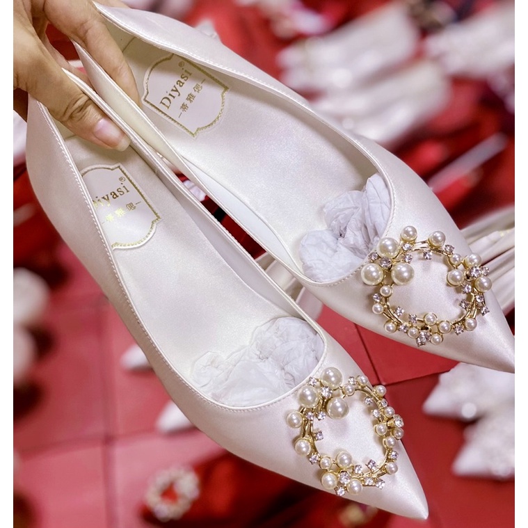 GIÀY CƯỚI HOA NGỌC VÒNG CAO CẤP