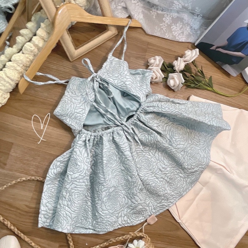 set áo gấm hoa dây lưng + short kem