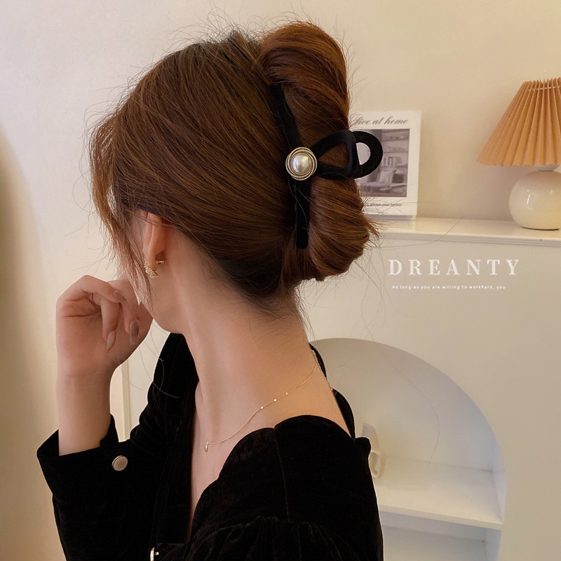 Kẹp Tóc Hình Cá Mập Đính Ngọc Trai Thời Trang Cao Cấp Cho Nữ